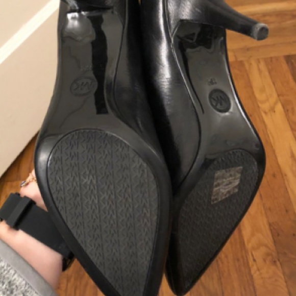 Michael Kors Flex Leather Pump Size 11 - Picture 4 of 5